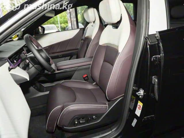 Mazda EZ-60 1.5hyb AT