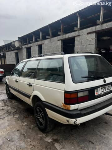 Volkswagen Passat B3 1.8 MT