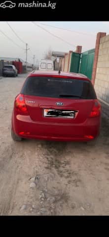 Kia Ceed I 2.0 MT