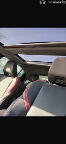 Toyota Prius V (XW60) 2.0hyb AT