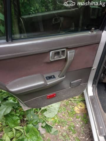 Nissan Bluebird VIII (T12, T72) 2.0 MT