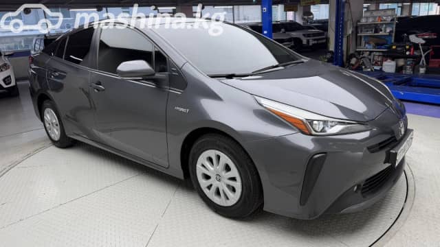 Toyota Prius IV Рестайлинг (XW50) 1.8hyb AT