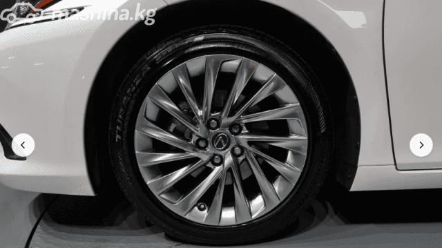 Lexus ES VII Рестайлинг 300h 2.5hyb CVT