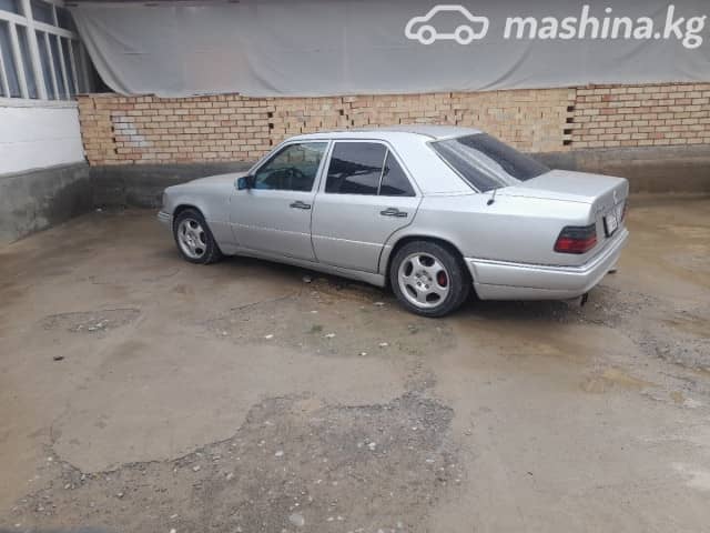 Mercedes-Benz E-Класс I (W124) 320 3.2 AT