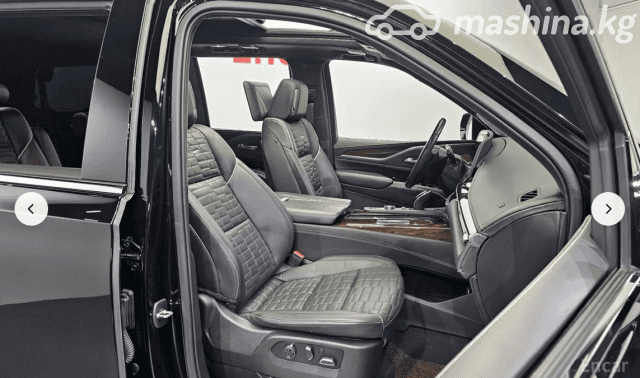 Cadillac Escalade V 6.2 AT 4WD