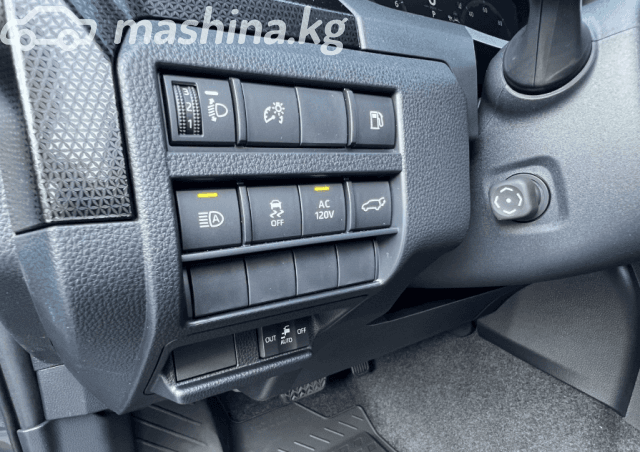 Toyota 4Runner VI 2.4 AT 4WD
