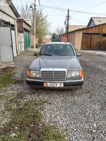 Mercedes-Benz W124 300 3.0d AT