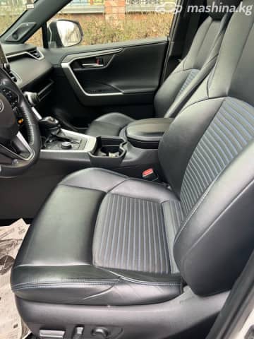 Toyota RAV4 V (XA50) 2.5hyb CVT 4WD