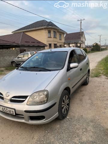 Nissan Almera Tino 1.8 MT