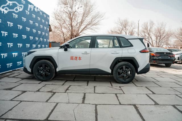 Toyota RAV4 V (XA50) 2.0 CVT 4WD