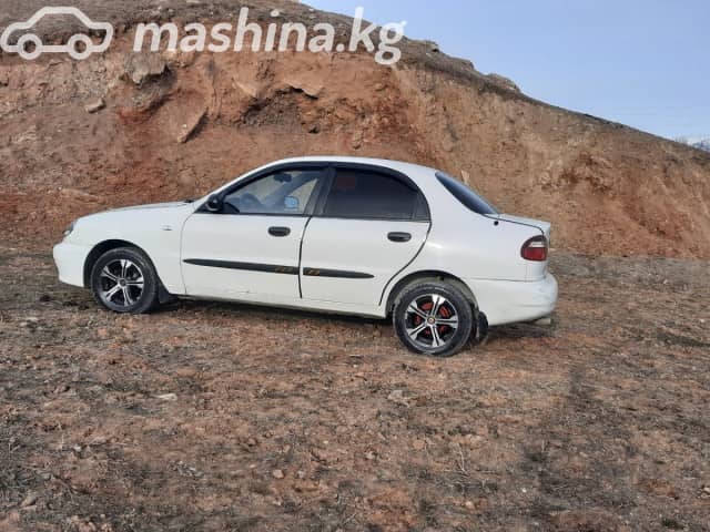 Daewoo Lanos (Sens) 1.5 MT
