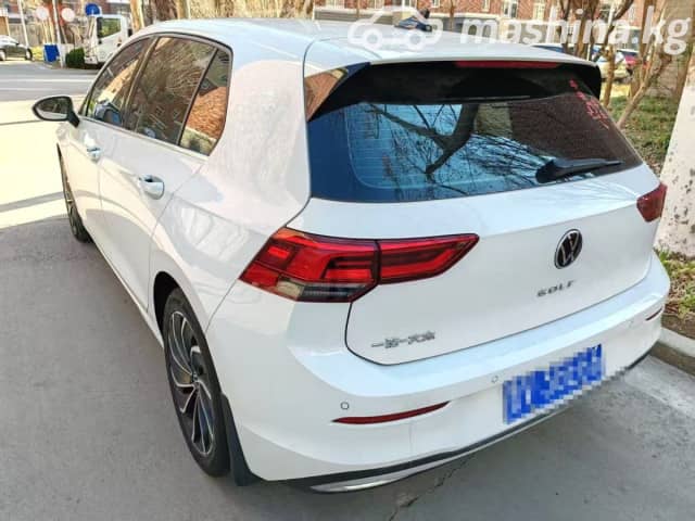 Volkswagen Golf VIII 1.4 AT