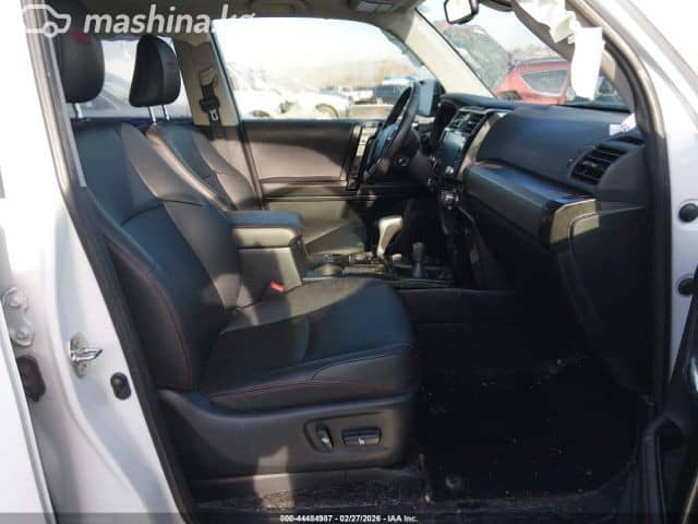 Toyota 4Runner V Рестайлинг 4.0 AT 4WD