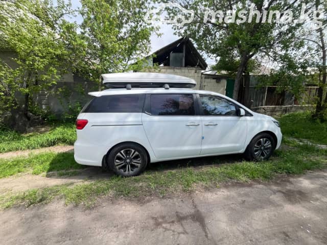 Kia Carnival III 2.2d AT