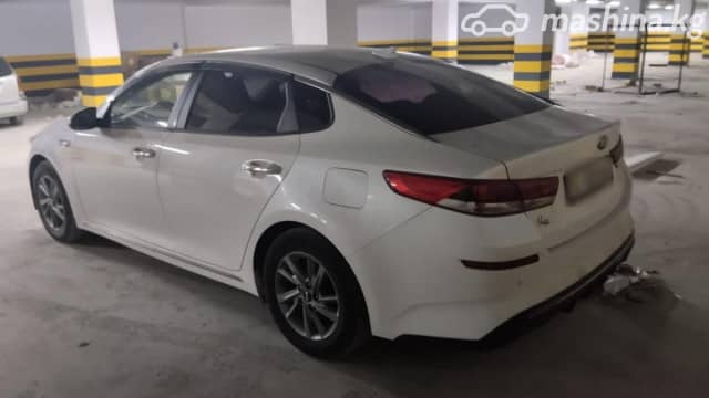 Kia K5 II 2.0 AT