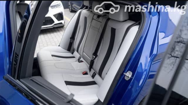 BMW M5 VI (F90) 4.4 Steptronic xDrive