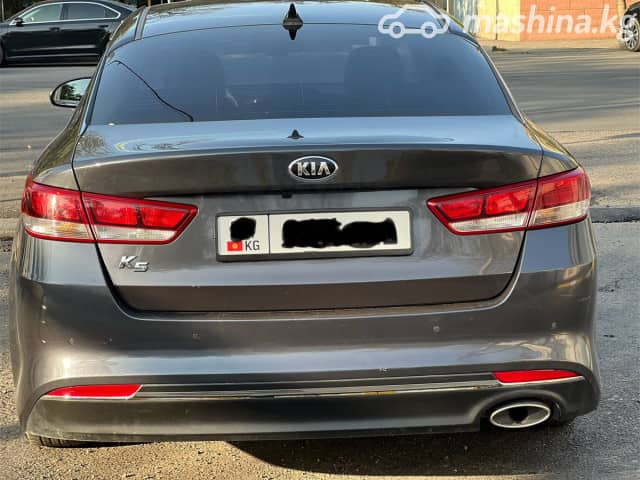 Kia K5 II 2.0 AT
