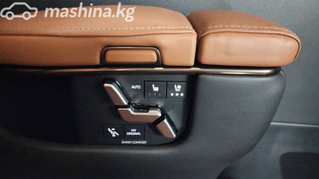 Toyota Alphard IV 2.5hyb CVT 4WD