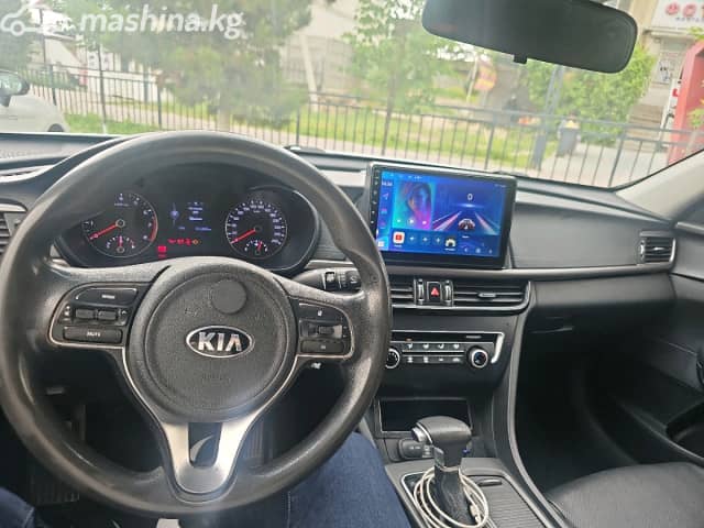 Kia K5 II 2.0 AT