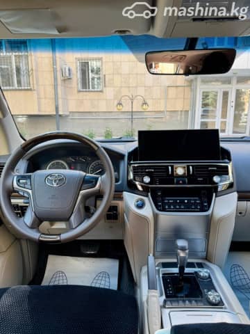 Toyota Land Cruiser 200 Series Рестайлинг 2 4.6 AT 4WD
