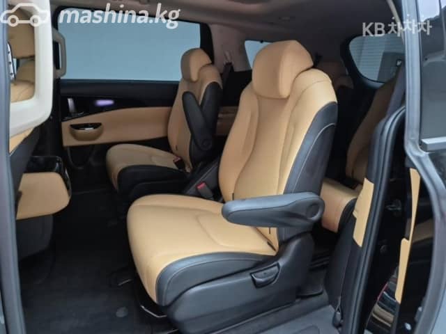 Kia Carnival IV 2.2d AT
