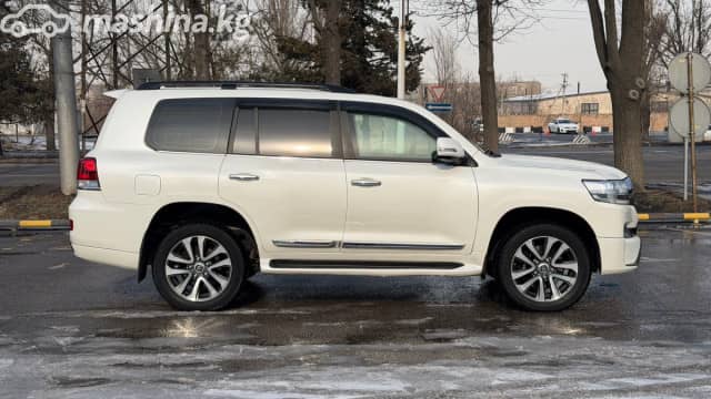 Toyota Land Cruiser 200 Series Рестайлинг 2 4.5d AT 4WD