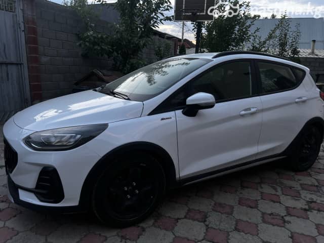 Ford Fiesta Mk7 Рестайлинг Active MHEV 1.0 AMT