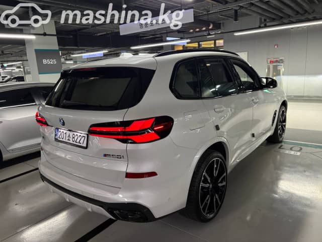 BMW X5 IV (G05/G18) Рестайлинг M60i 4.4 AT 4WD