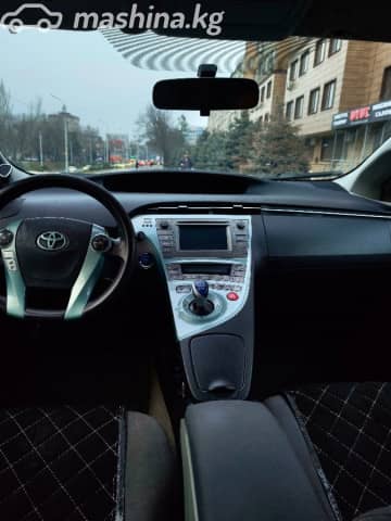 Toyota Prius III Рестайлинг (XW30) 1.8hyb AT