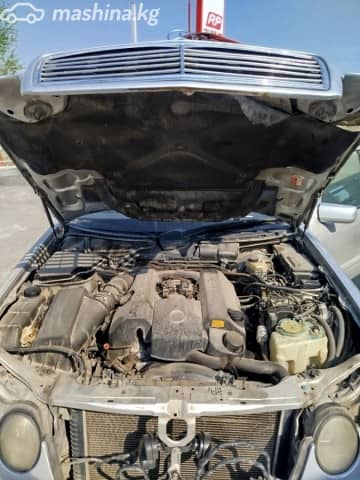 Mercedes-Benz E-Класс II (W210, S210) 240 2.4 MT