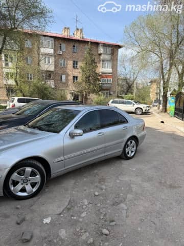 Mercedes-Benz C-Класс II (W203) 320 3.2 MT