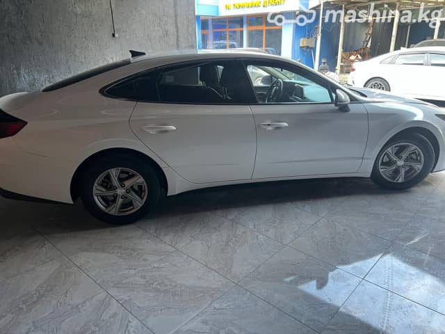 Hyundai Sonata VIII (DN8) 2.0 AT