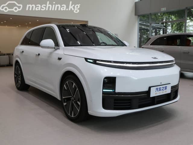 LiXiang L7 Рестайлинг 1.5hyb AT 4WD