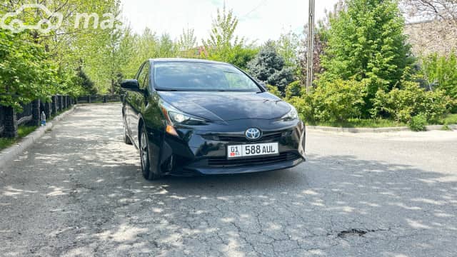 Toyota Prius IV Рестайлинг (XW50) 1.8hyb AT