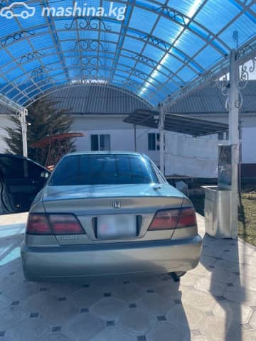 Honda Accord VI 2.0 AT
