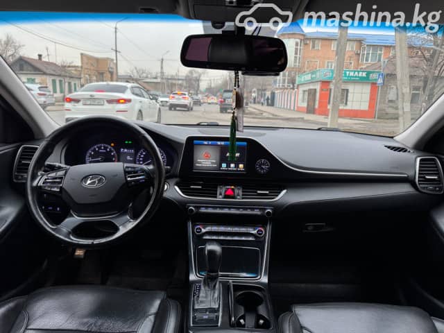 Hyundai Grandeur VI 3.0 AT