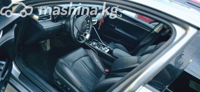 Kia K5 III LPi 2.0 AT