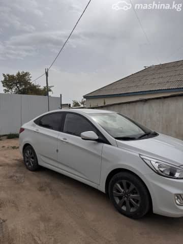 Hyundai Accent IV 1.4 CVT