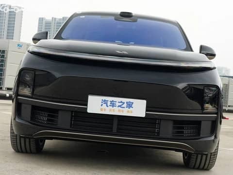 LiXiang L9 Рестайлинг 1.5hyb AT 4WD