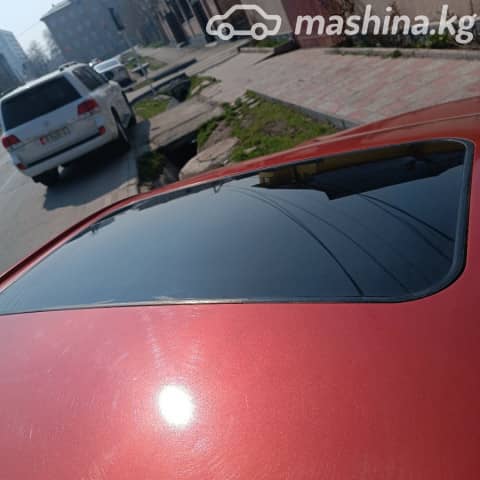 Toyota Corolla XI (E160, E170, E180) Рестайлинг 1 1.8hyb CVT