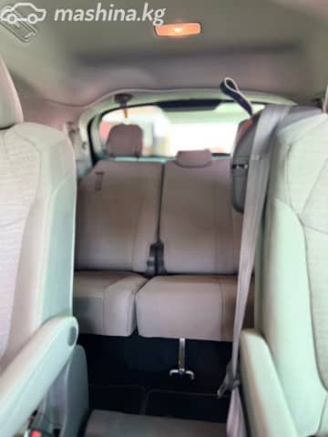 Toyota Sienna IV 2.5hyb AT