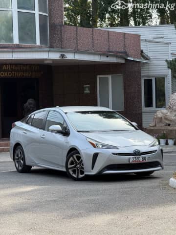 Toyota Prius IV Рестайлинг (XW50) 1.8hyb AT