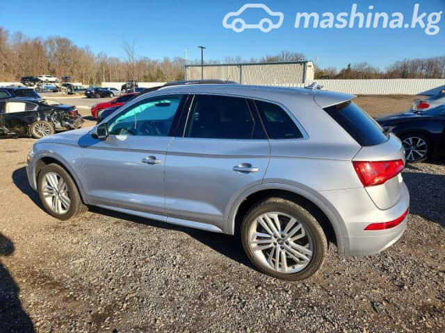 Audi Q5 II (FY) 45 TFSI 2.0 AMT 4WD