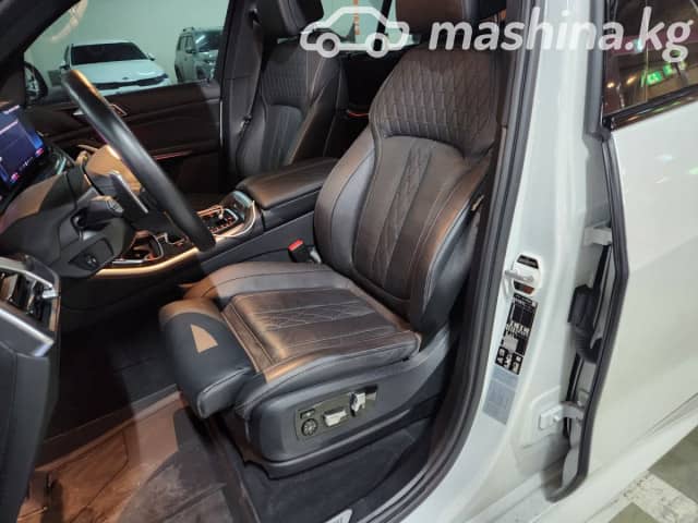 BMW X5 IV (G05/G18) Рестайлинг 40i 3.0 AT 4WD