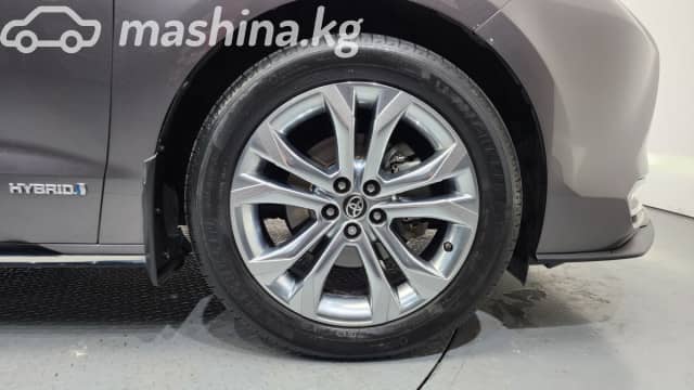 Toyota Sienna IV 2.5hyb AT