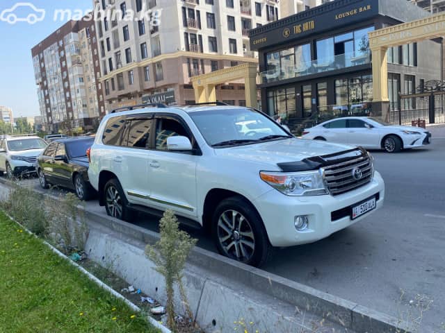 Toyota Land Cruiser 200 Series Рестайлинг 1 4.6 AT 4WD