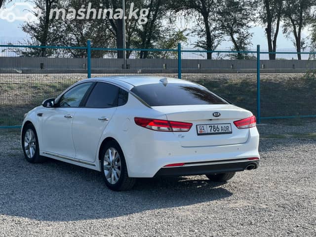 Kia K5 II 2.0 AT
