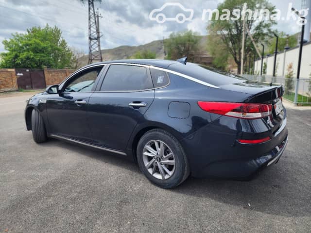 Kia K5 II 2.0 AT