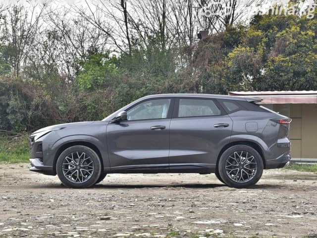 Changan UNI-Z 1.5 AMT