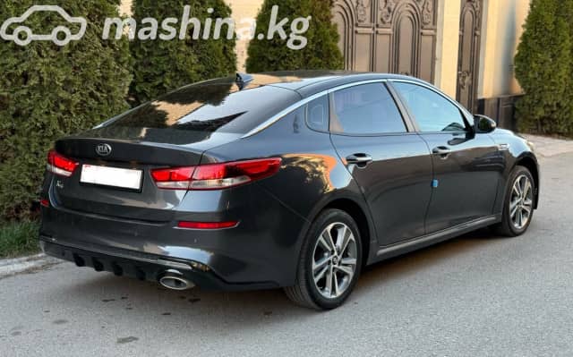 Kia K5 II 2.0 AT
